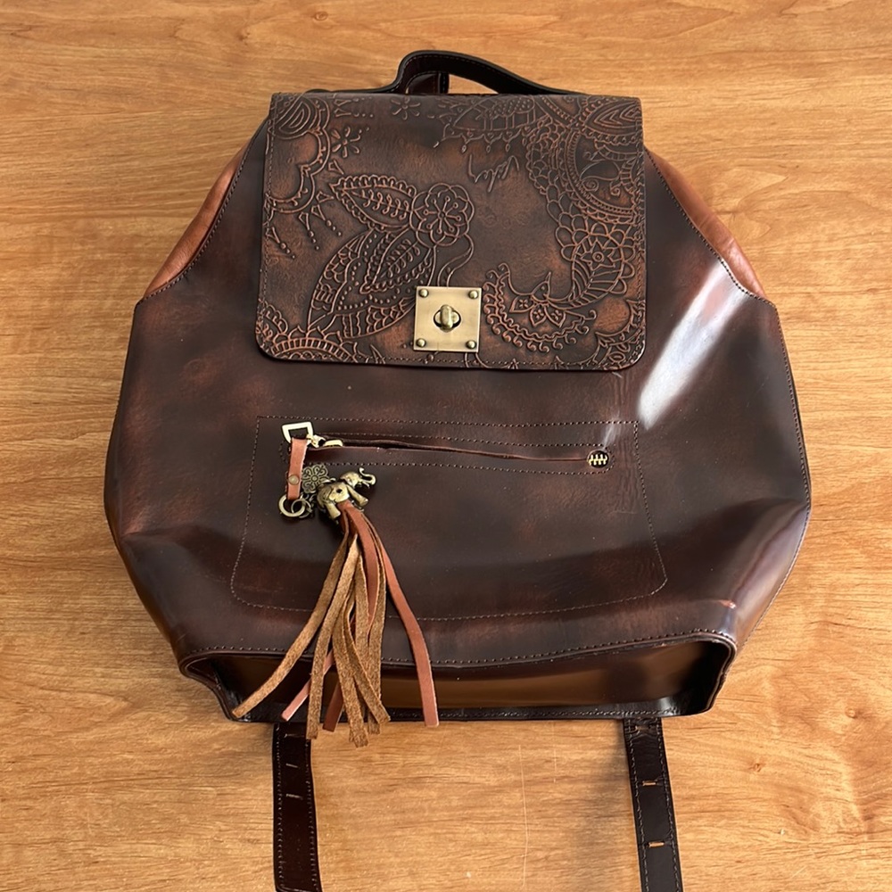 Vélez Mini Leather Backpack